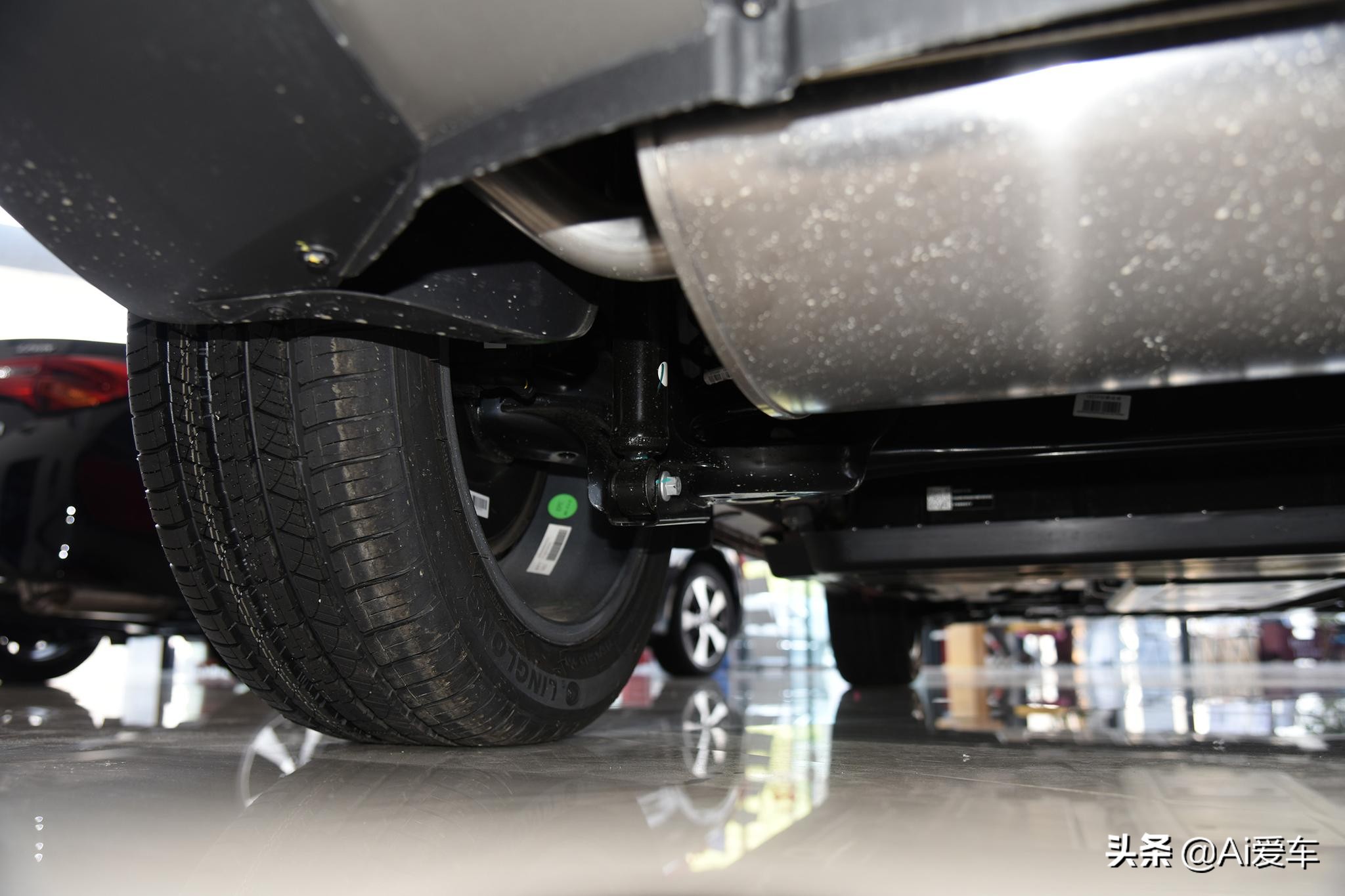 1.4L油耗好养，增压自动挡家用SUV，便宜空间够用，吉利缤越PHEV