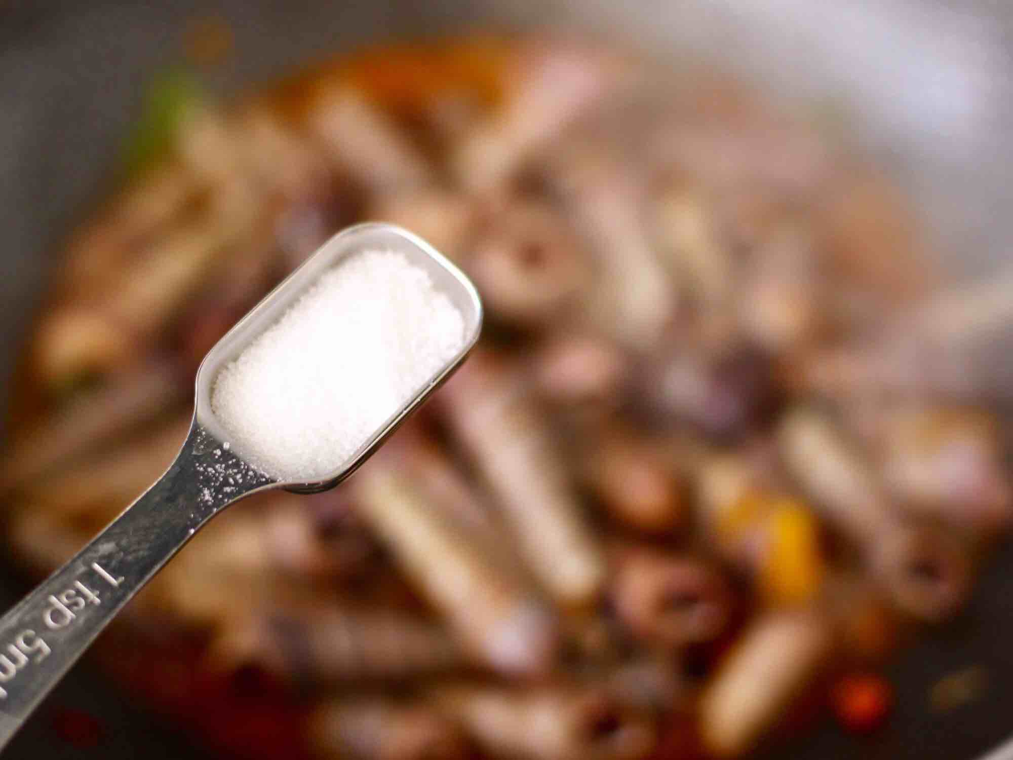 “寄生虫”最多的这道菜，很多人傻傻当成美食，懂的人避之不及