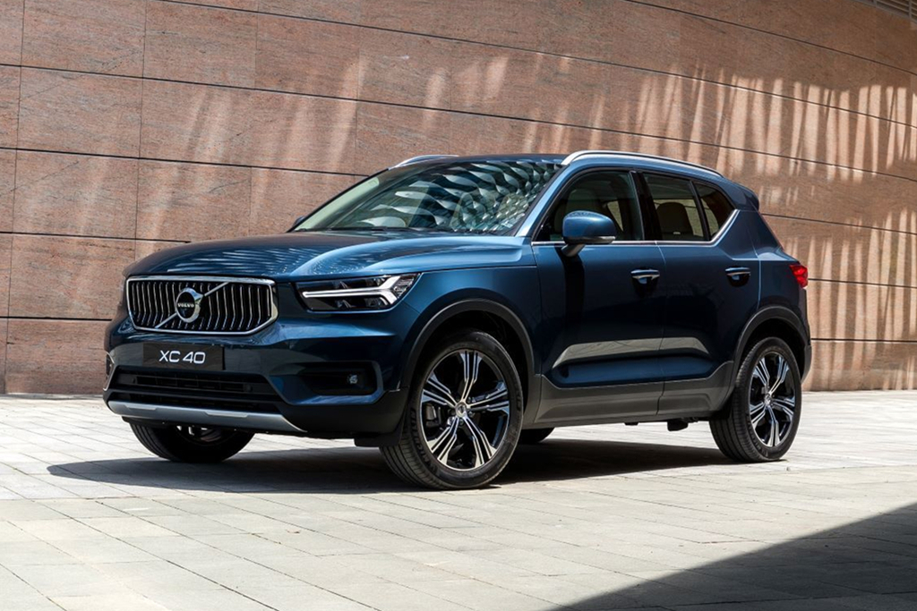 30万预算买豪华suv,要面子也要实用,那就重点考虑这4款