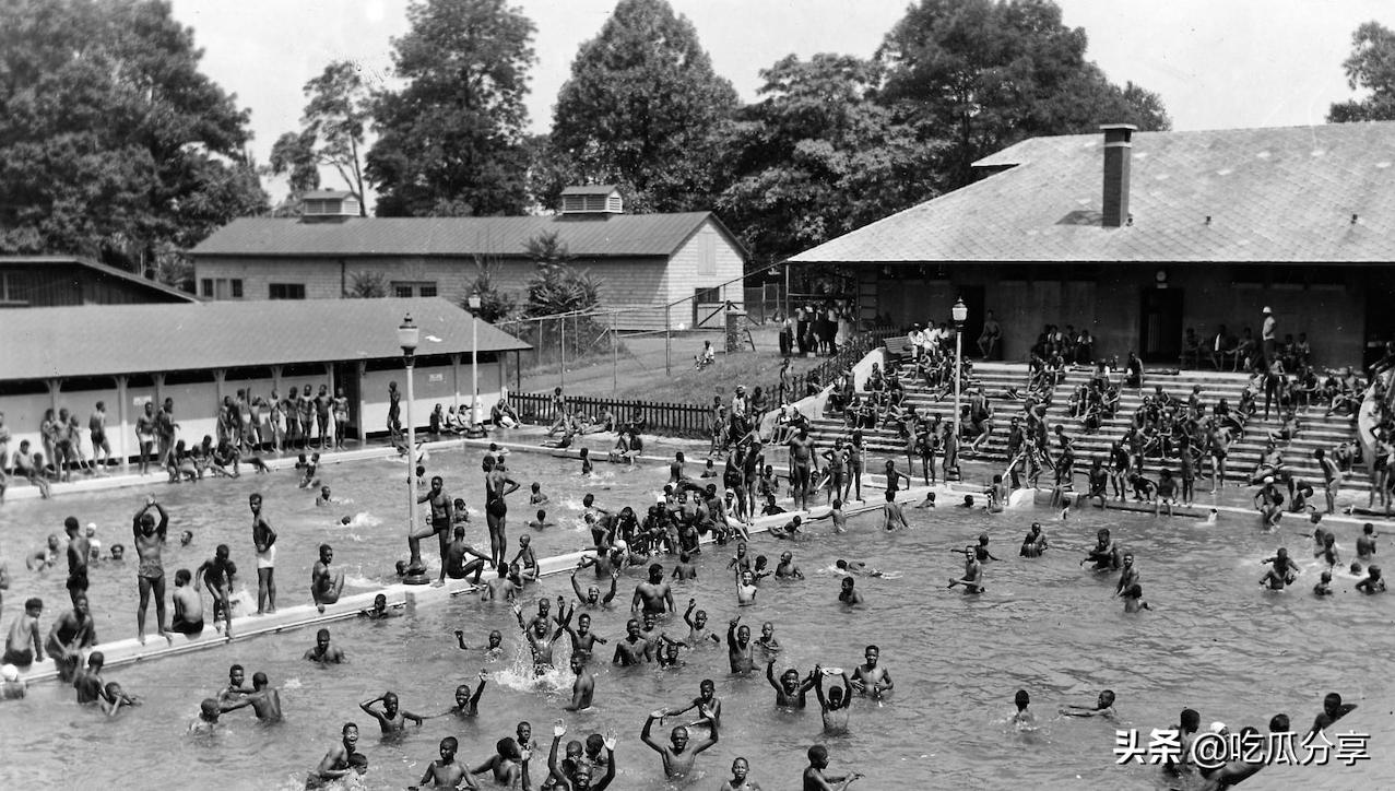 公立游泳池仍然被种族隔离遗留下来的问题所困扰