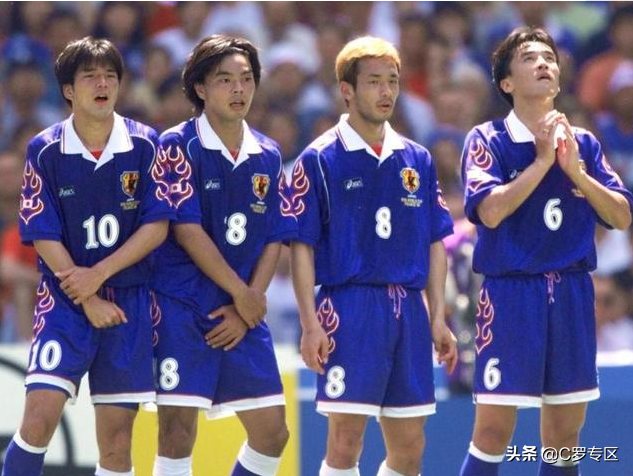 98年世界杯1(深度丨1998年法国世界杯，能成为当世经典，靠的不仅仅是球星)