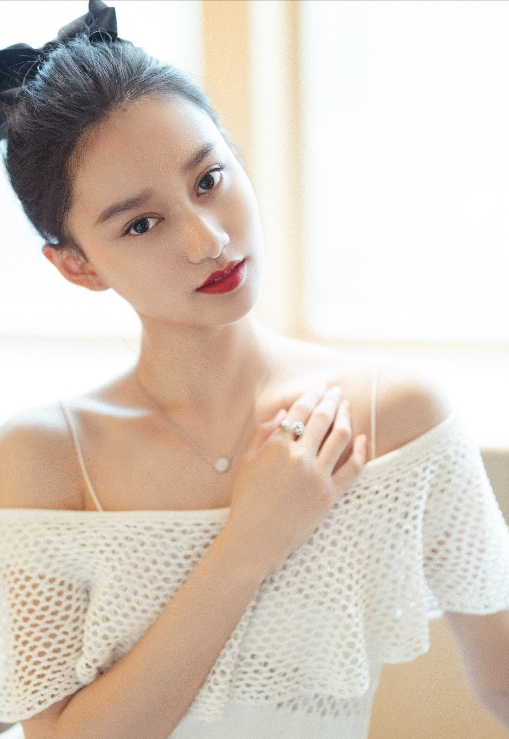 北电中传上戏三校第一的夏梦，身穿Dior气场好强，真是后生可畏