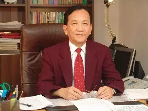 老板不承认它好喝,只是广告做得好的椰汁,一年卖出了50亿!