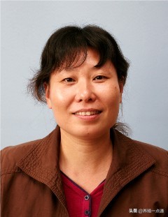 李槿年（女），安徽农业大学教授、硕导，兽医微生物与免疫学专家