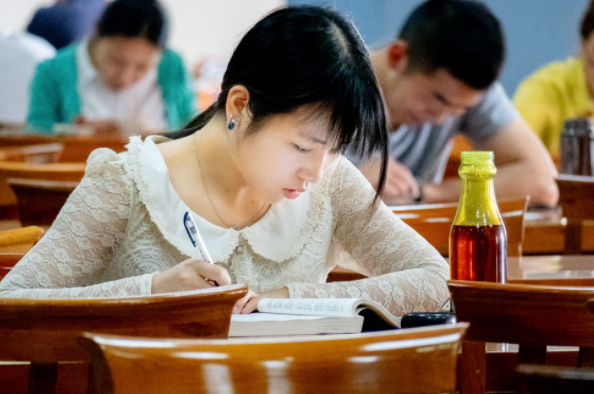 大一新生这类证书值得考，或比四六级还重要，用人单位很看重