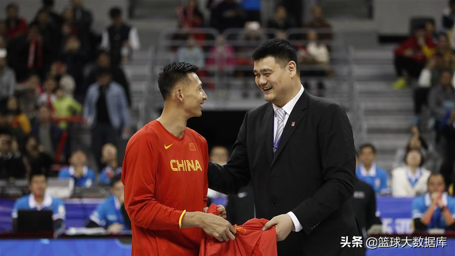 为什么广东体育不直播nba(CCTV5拒播广东队颁奖仪式！杜锋携手三后卫复出，姚明阿联再同框)