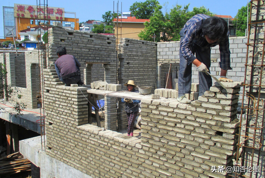 刚建好的“自建房”能马上装修吗？放多久合适？老师傅告诉你答案