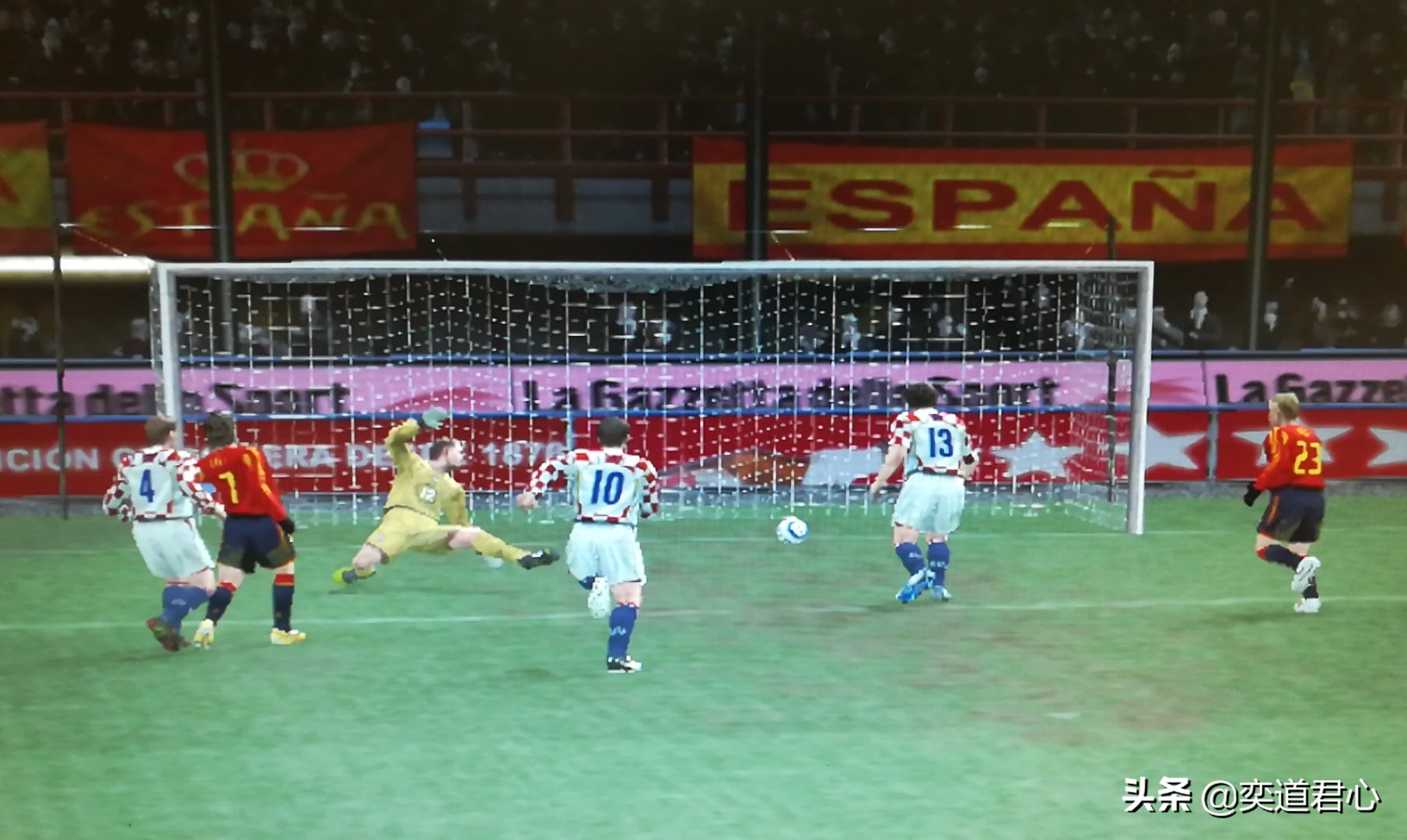 实况足球8论坛（怀念实况足球8，没有疫情，只有银河的皇马和黄金的巴萨）