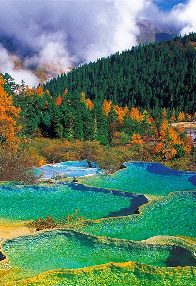 「诗词鉴赏」古诗词里的山中秋色，气象万千，摄人心魄的美丽