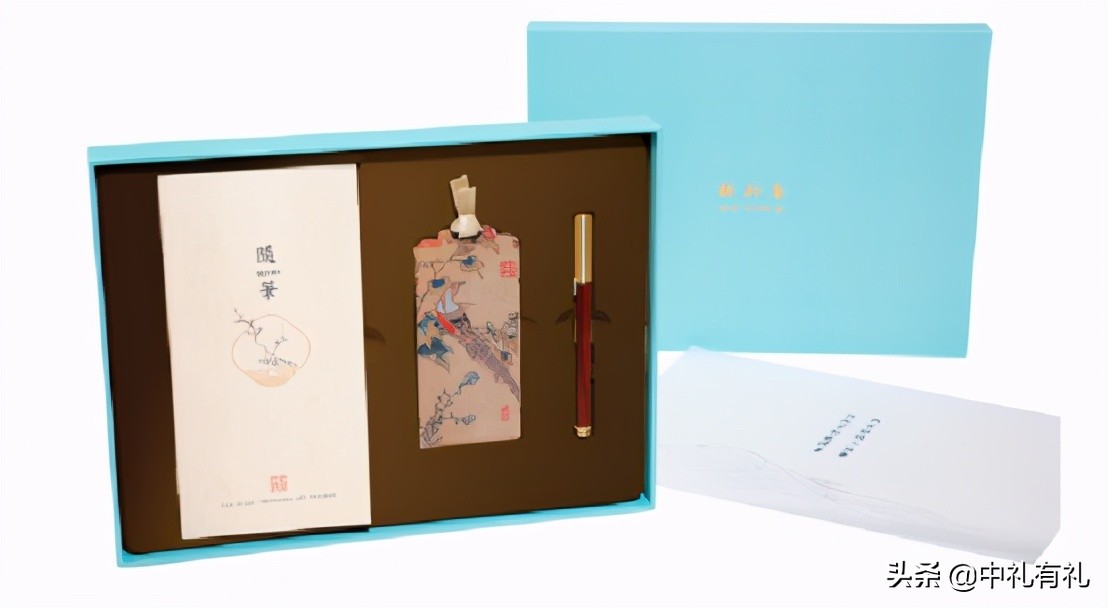 公司定制创意年会礼品（公司年会礼品方案）