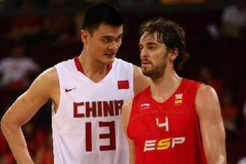 08年奧運會男籃中國vs西班牙（中國隊08年奧運會對西班牙：大郅15分，劉煒19分，而姚明是這數據）