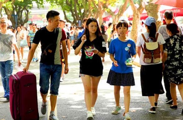 广西高考捡漏王太会报志愿了，556分被上海交大录取，现在咋样了