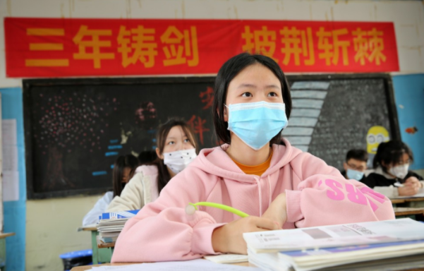 资深教师任职多年，发现班上数学好的学生，往往有3个共同特点