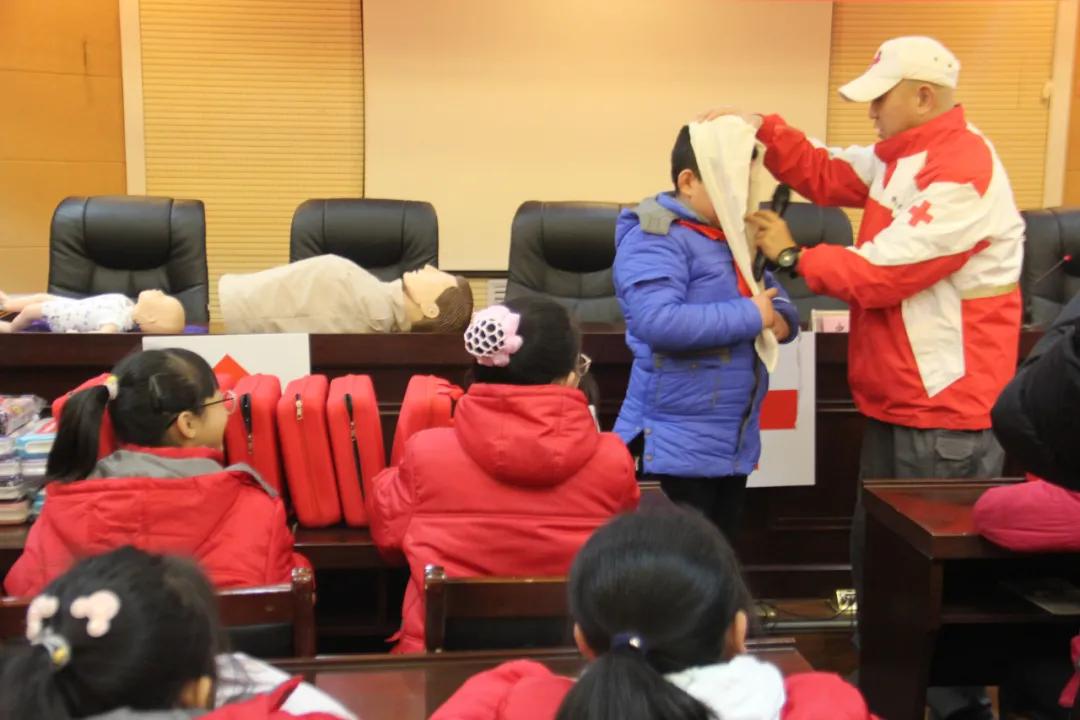 树魂立根 务实前行 延川县城关小学2020——2021学年度第一学期工作总结