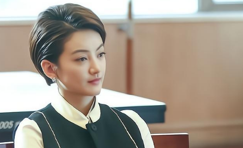 梓晓,梓晓个人简历