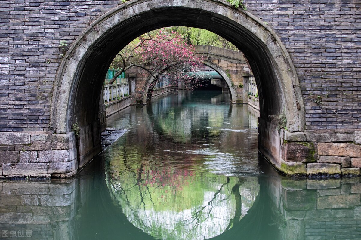 杭州凤山门：百年前，坐“篮筐电梯”上城门，要花点钱