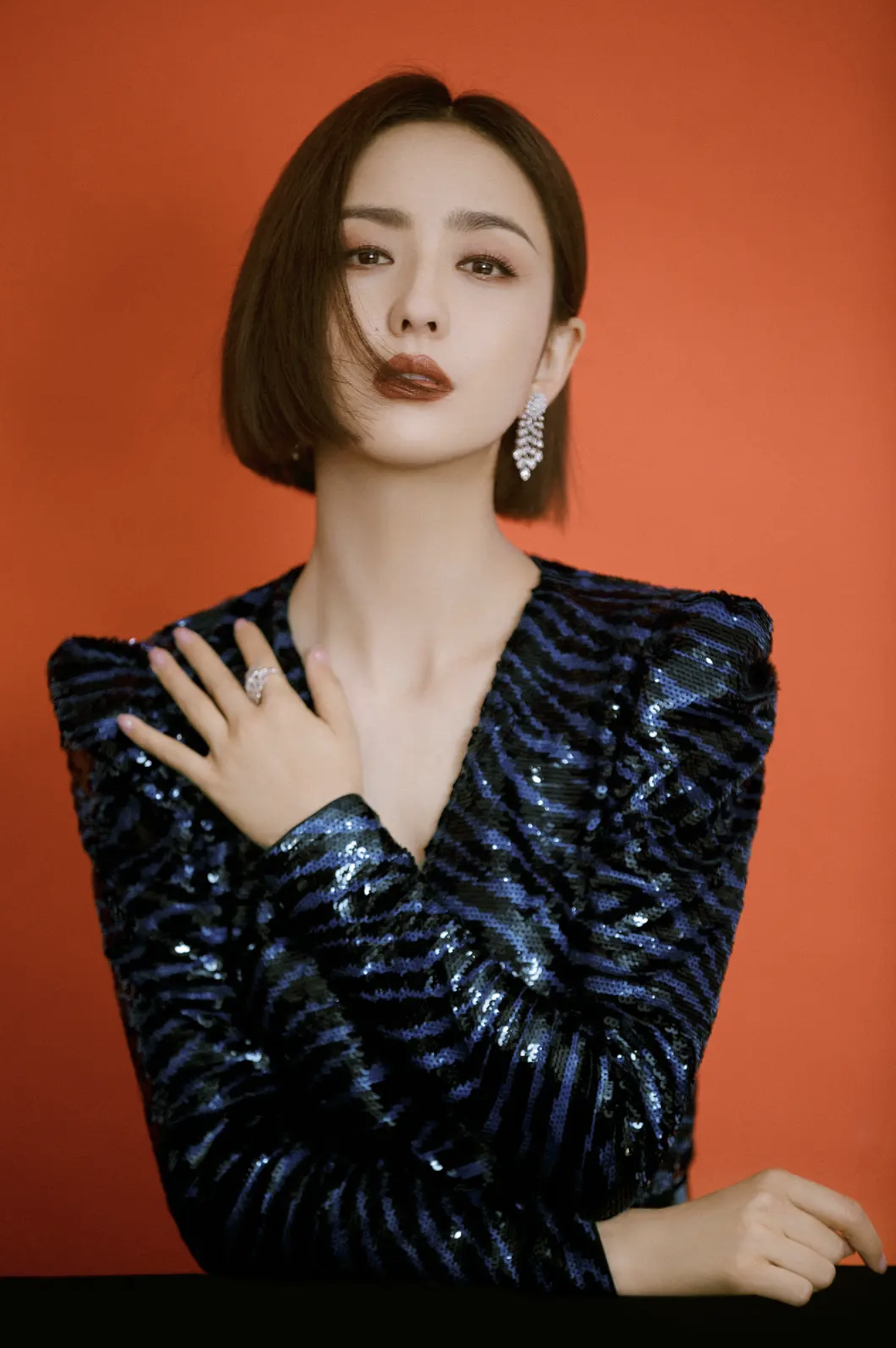 文/1号唠嗑员2021年5月20日,佟丽娅和陈思诚离了婚,两人彻底结束了长