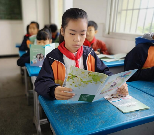 公立学校和民办学校的差距拉开？“双减”落地后，开学初现端倪