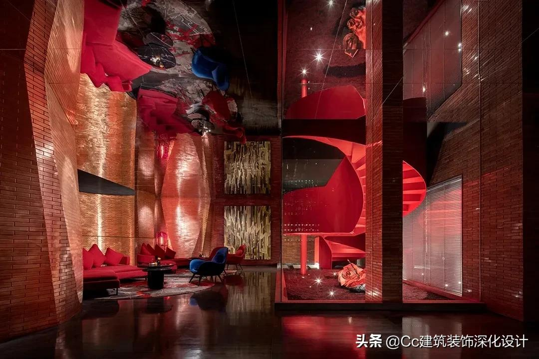 「材料」明明是块瓷砖却有着金属的光泽和质感!太飒了