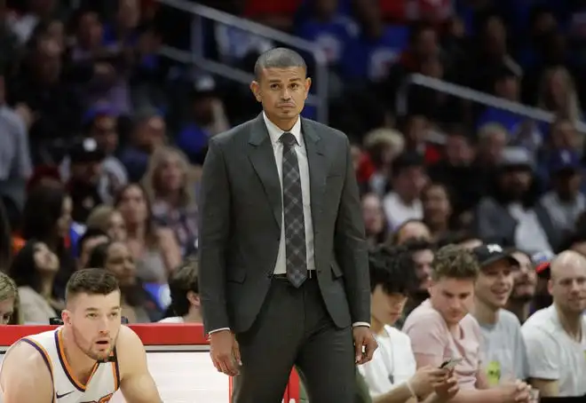 nba球员为什么刮腿毛(种族歧视 厌女症，太阳老板还想用脱衣舞娘怀孕来招募球员？)