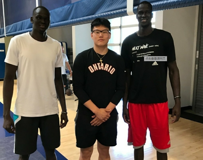 李弘权为什么不参加nba选秀(从冲击NBA，到无球可打！场均仅4分，你真的不是中国男篮未来)