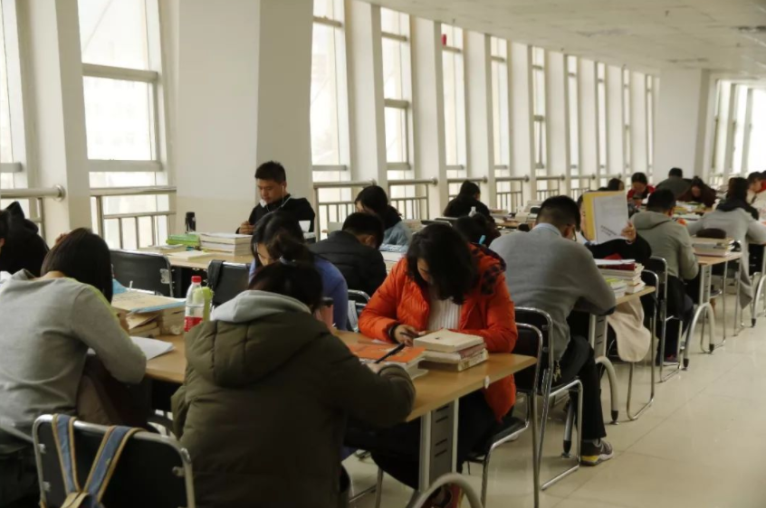 2022年高校寒假时间出炉，最长假期59天，同时还有一个“坏消息”