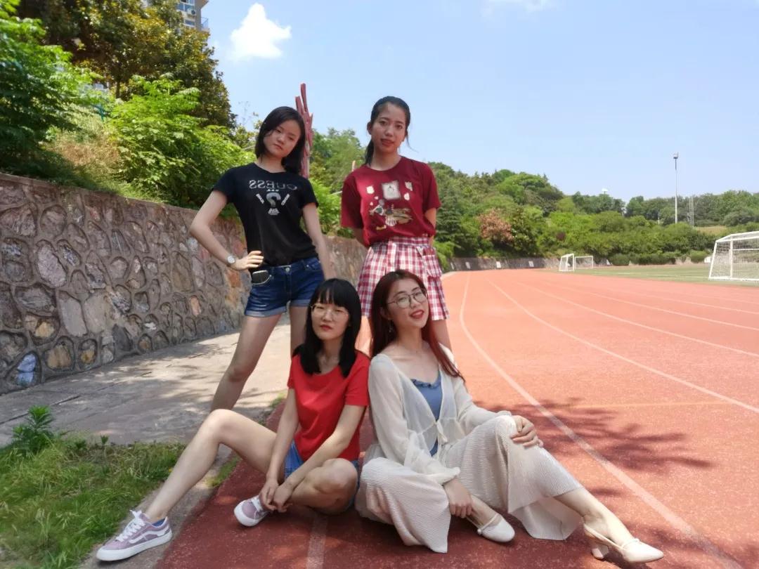 神仙缘分！南京这3个宿舍：住着12位高颜值学霸，如今全员读研深造！