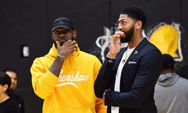 为什么nba球员的胳膊发达（为什么NBA球队都惦记伊戈达拉？看看他的胳膊，这才叫“麒麟臂”）