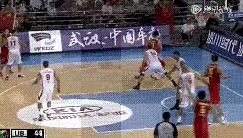 nba远投为什么不打板（上海小哥深夜练习抛锅，背后是CBA年轻球员最缺少的东西）