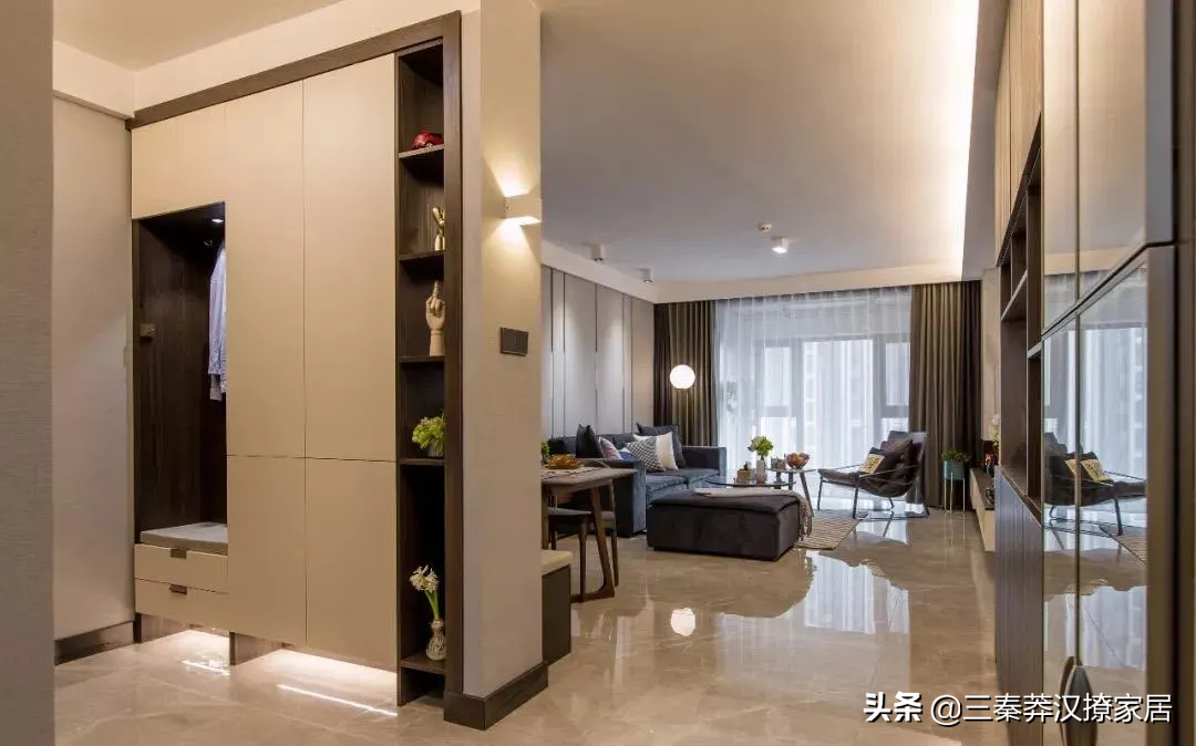 他打造的轻奢风，抓住了“轻装修，重装饰”的精髓，温馨极具质感