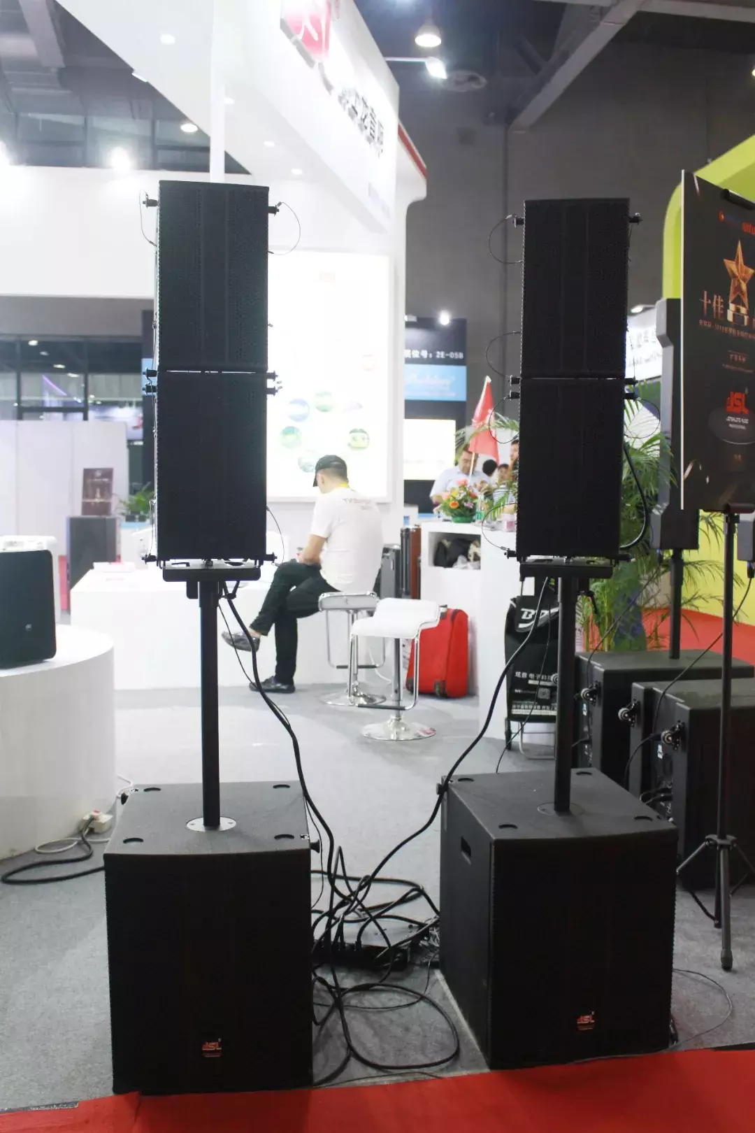 国内外品牌齐使浑身解数 GETshow首日直击音频产品