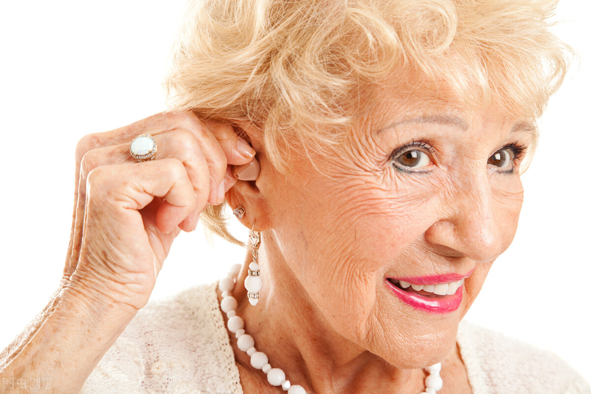 给老人买助听器，价格多少钱合适？