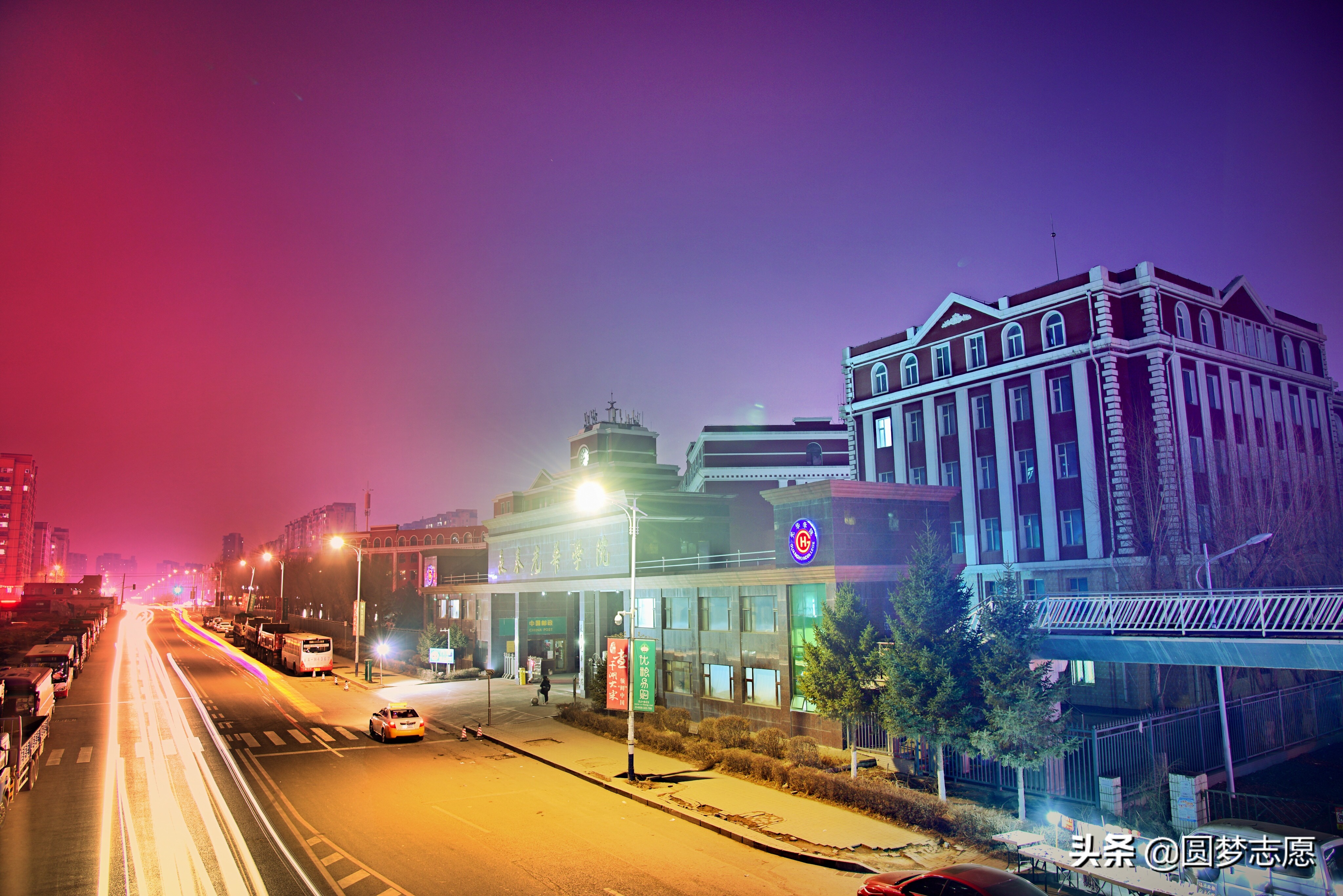 2019高考志愿填报：内蒙古文科，高考300分能上什么学校？附推荐