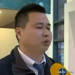 4S店保养闹乌龙，工作人员忘记加机油，车子差点陷入爆缸隐患