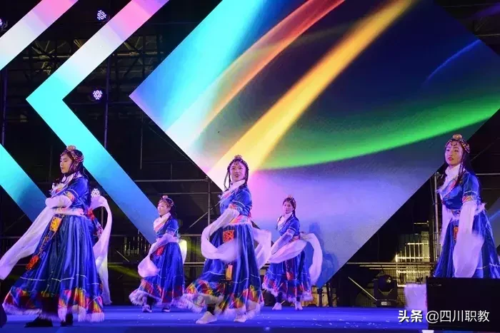 成都工贸职业技术学院2019年征集志愿，四川150分上考生即可填报