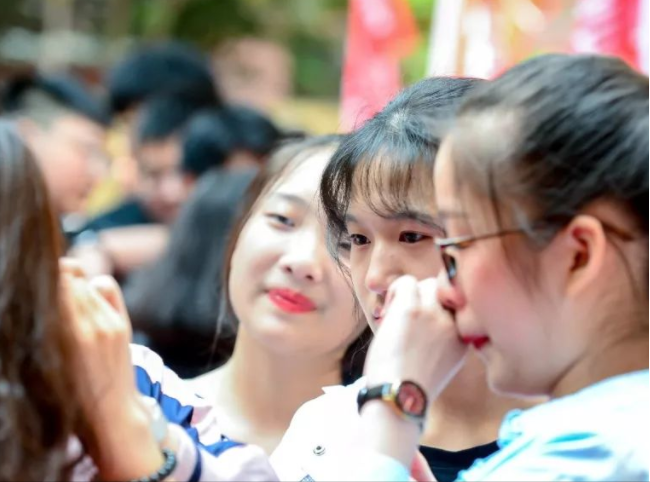 江苏省臭名昭著的这所野鸡大学，毕业证如同废纸，人民日报已曝光