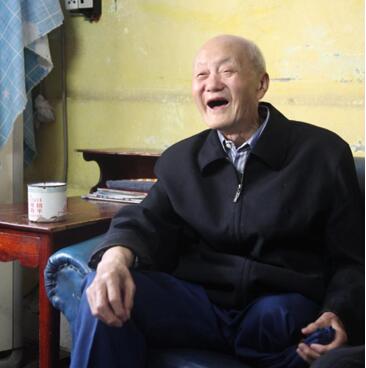 深藏功名的张富清：行军途中听到新中国成立喜讯