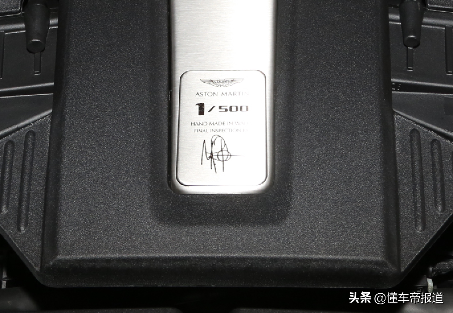 新车｜售212.8万，阿斯顿·马丁SUV推特别版，限500辆