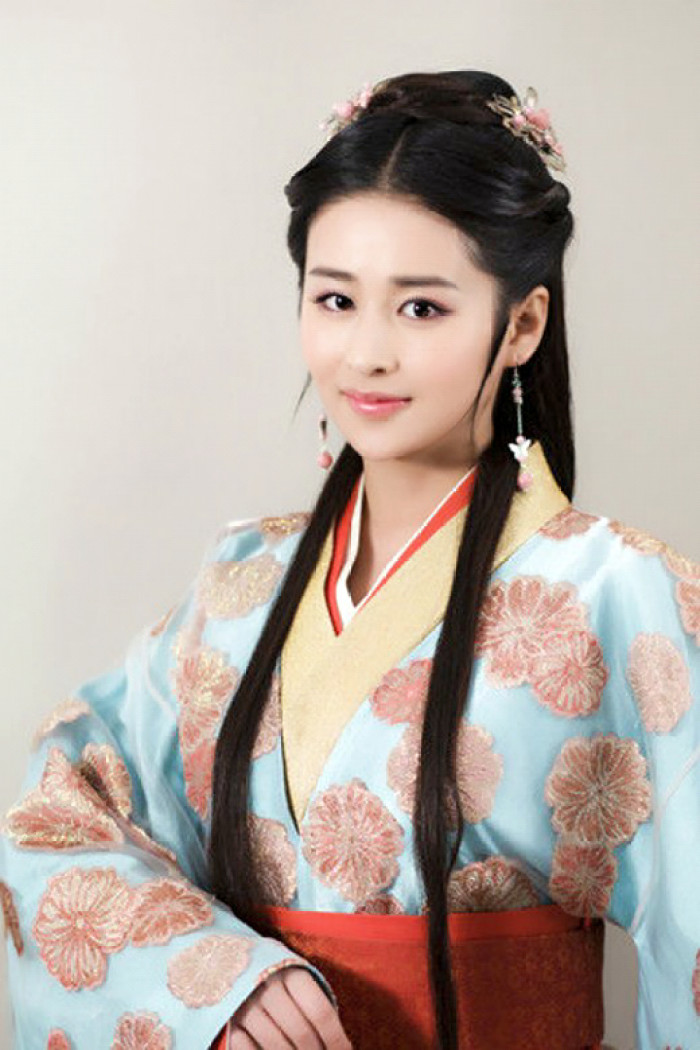 中国四大美女图片(中国古代四大美女：西施、王昭君、貂蝉、杨玉环扮演者，谁最美！)