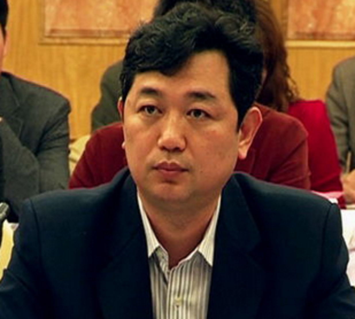 湖南益阳“百亿帝国”掌门：54岁IPO敲钟，成为厦门科创板第一股