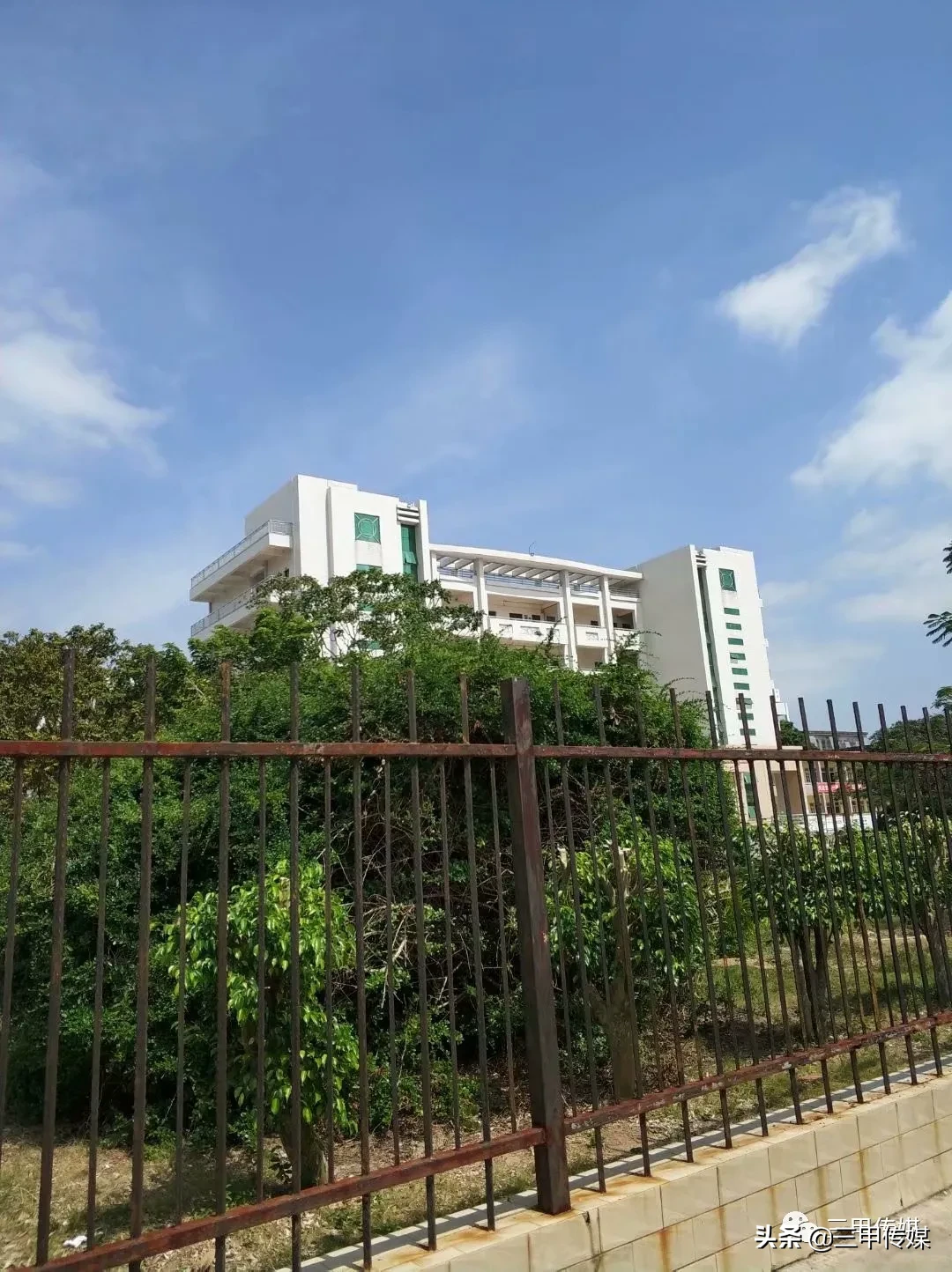 陆丰市甲子中学(陆丰市甲子中学简介)_04447排行网