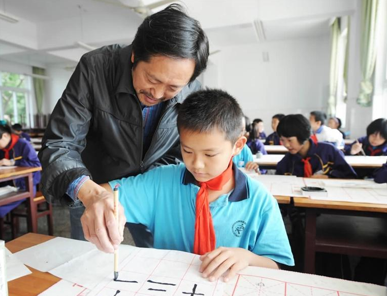 “奶酪字体”和“衡水字体”，哪个更胜一筹，看完差距一目了然