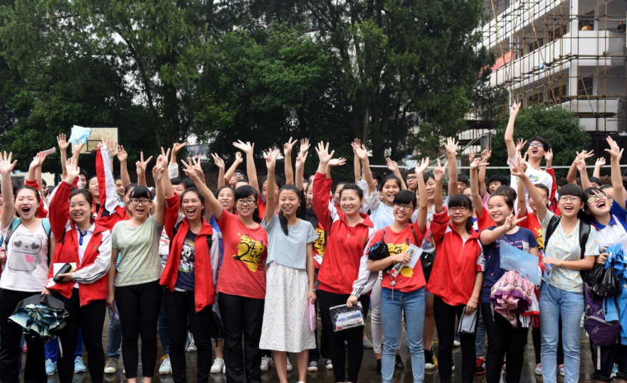 河北这4所大学“害人不浅”，已被人民日报曝光，毕业证一文不值