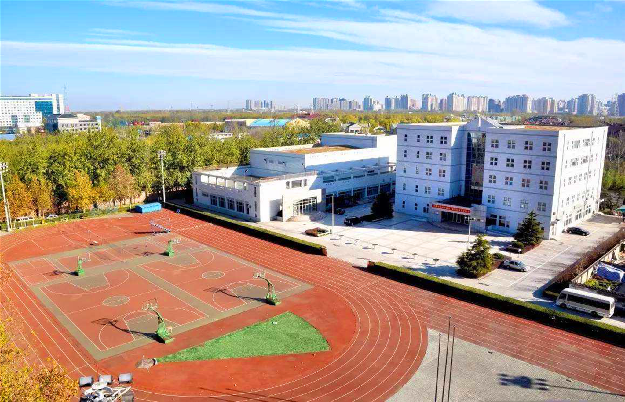 这所名为“女子学院”的大学，地处北京，真的只有女生就读吗？