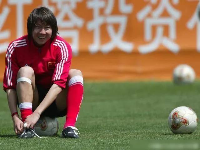 03年国足为什么能进世界杯（李铁的故事：留学到留洋 征战世界杯到备战12强 为中国足球鞠躬尽瘁）