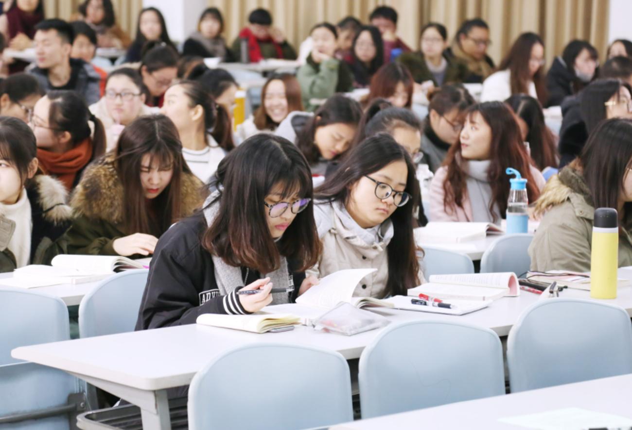 如果，给大学班委“排个队”？哪个最值得大一新生竞选？