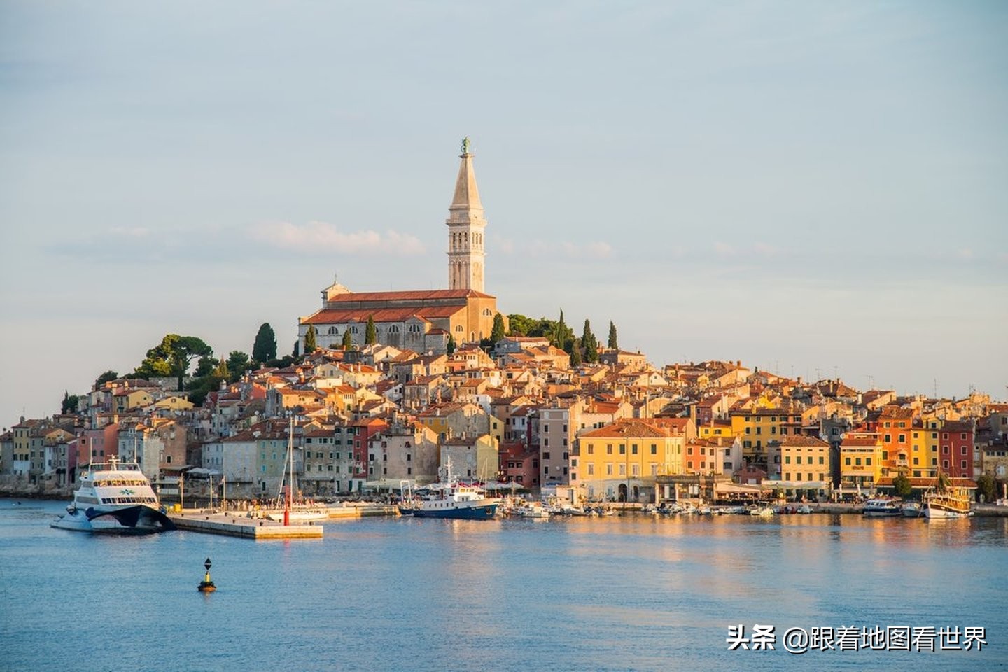 塞尔维亚位于地图的哪个位置（科索沃：塞尔维亚的自治省，为什么一直闹独立？）