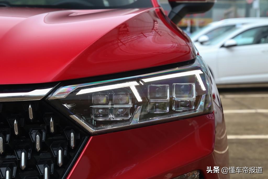 售10.58-13.88万元，新增1.5T发动机，一汽奔腾T77 Pro正式上市