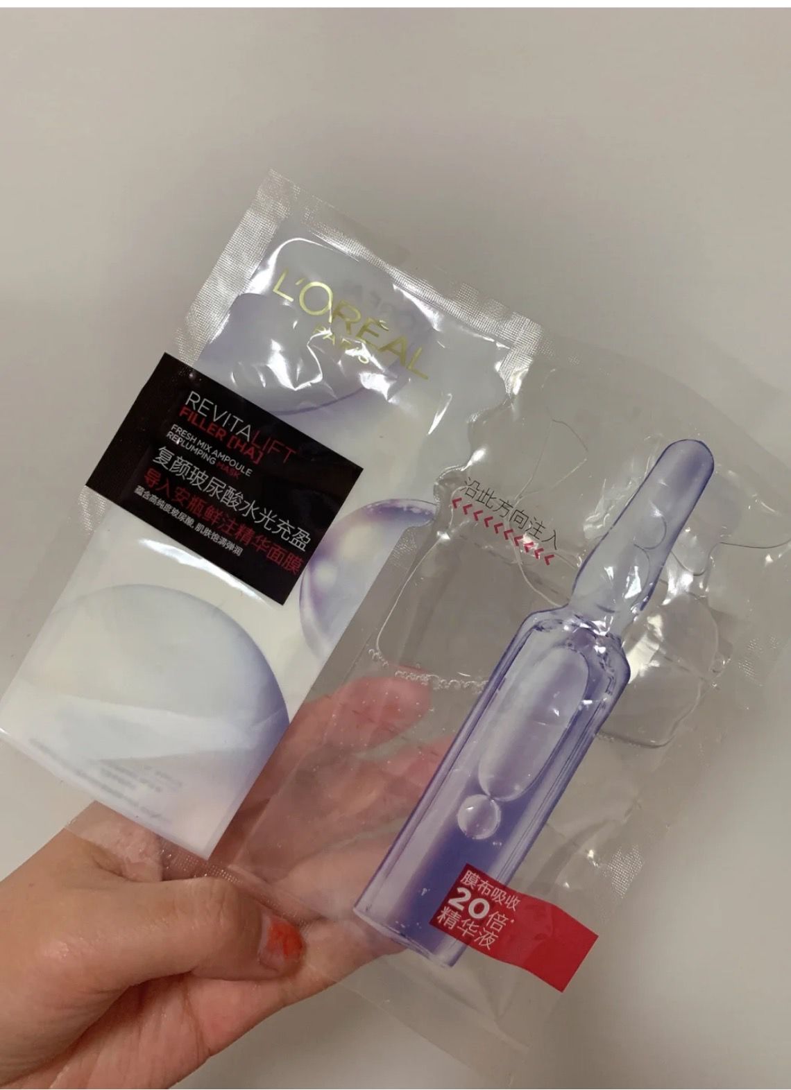 粉底液卡粉浮粉的原因是什么？简单3步，拥有服帖、干净的底妆