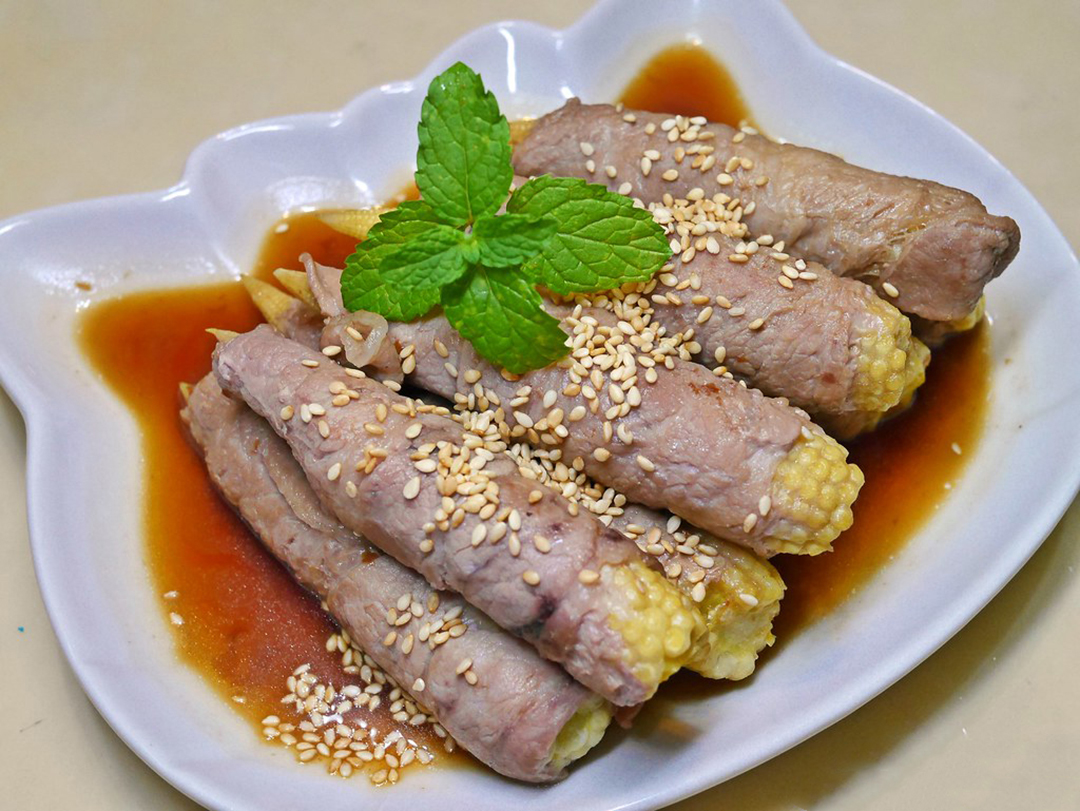 这道“玉米笋肉卷”，咸咸甜甜超好吃，新手必学、零失败料理